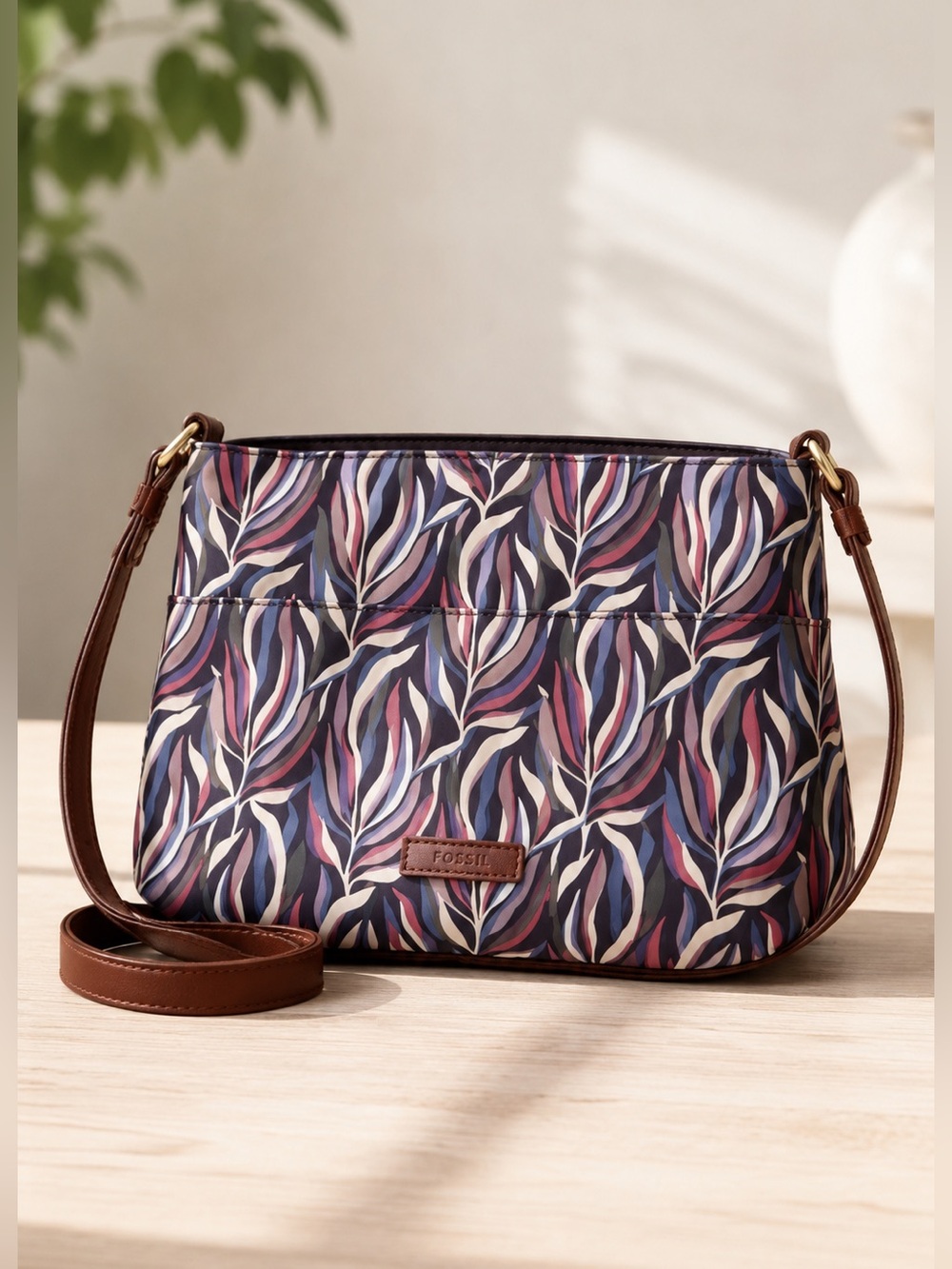 Fossil Printed Canvas Crossbody Bag Leaf Pattern Leather Strap Boho Chic